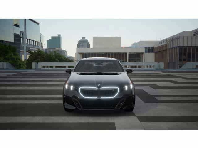 New 2026 BMW i5 eDrive40 w/ M Sport Package RWD image 3