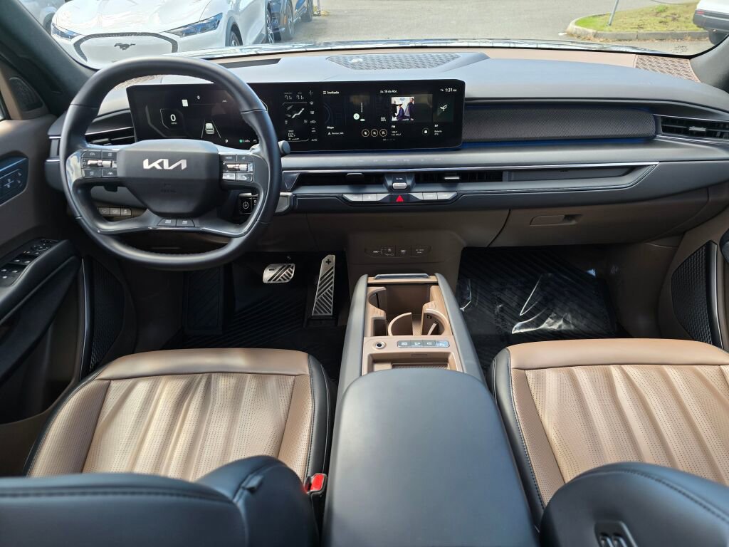 Used 2024 Kia EV9 GT-Line image 14