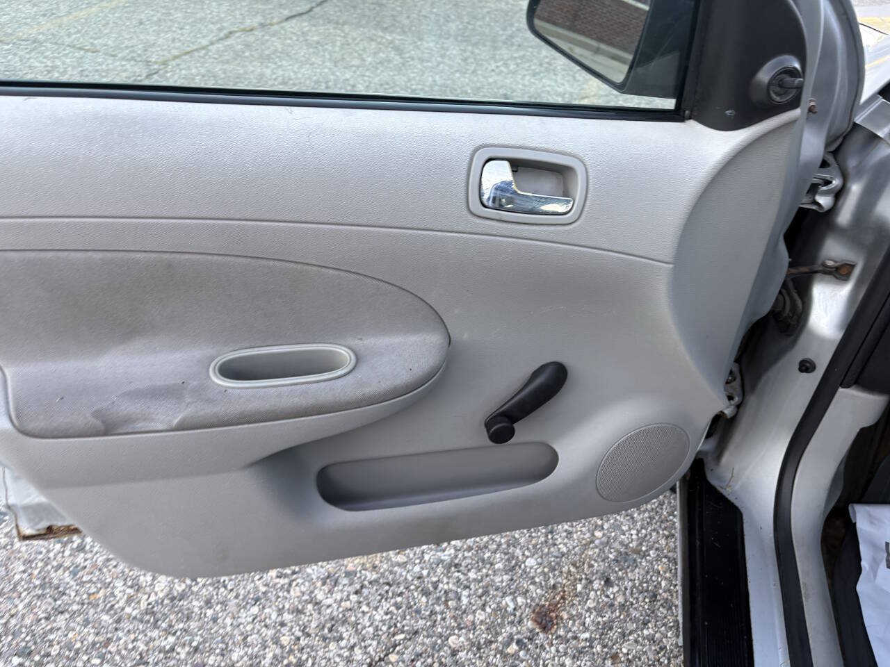 Used 2009 Chevrolet Cobalt LS w/ Protection Package FWD image 21