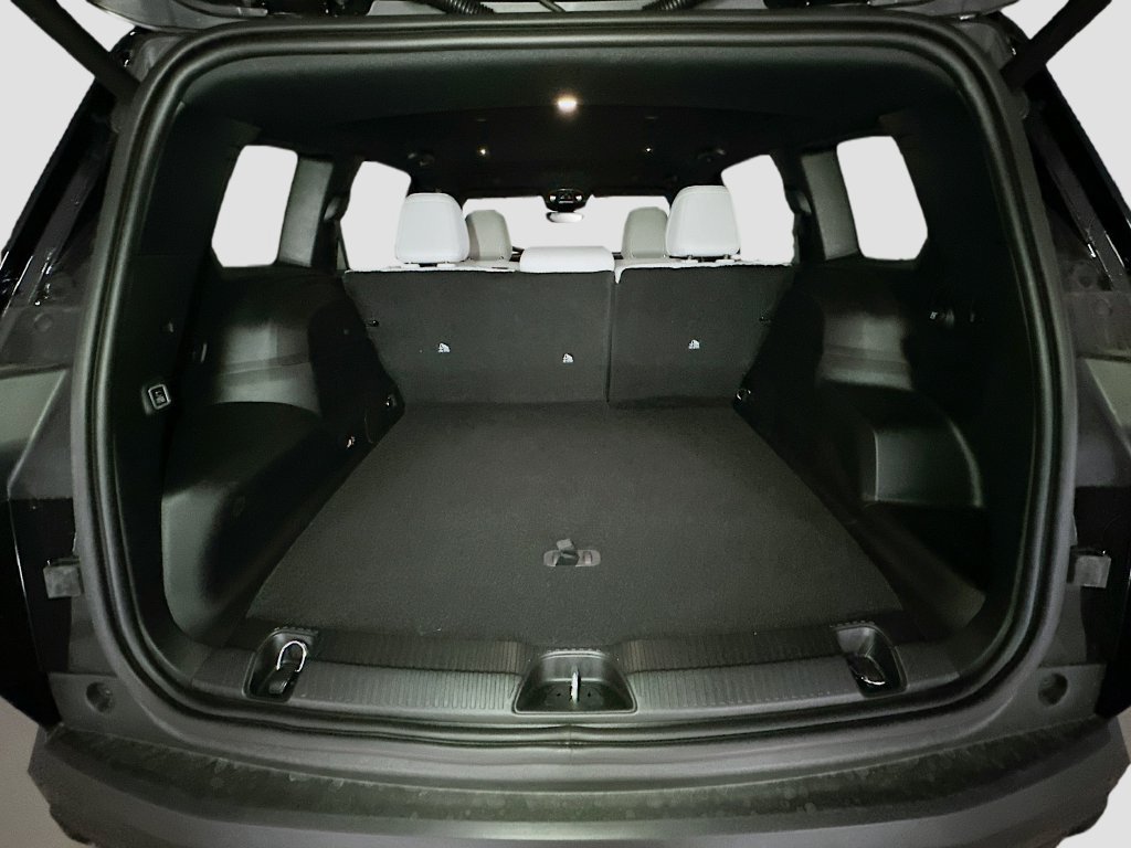 New 2026 Jeep Cherokee Limited AWD/4WD image 33