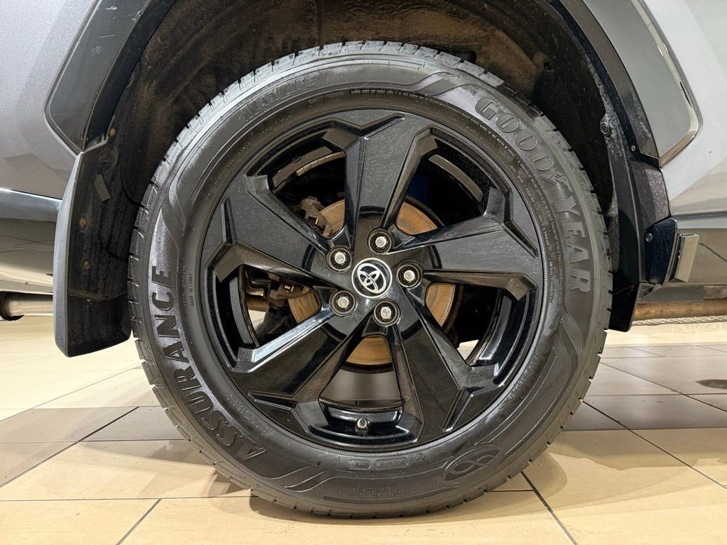 Certified 2019 Toyota RAV4 XSE w/ XSE Weather Package image 9