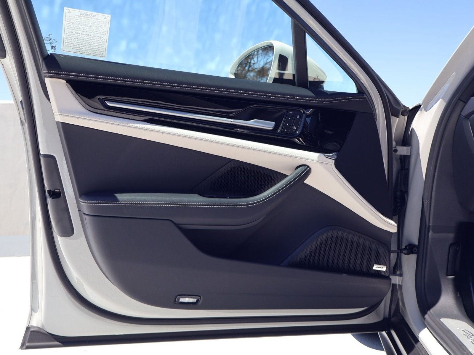New 2026 Porsche Panamera image 14