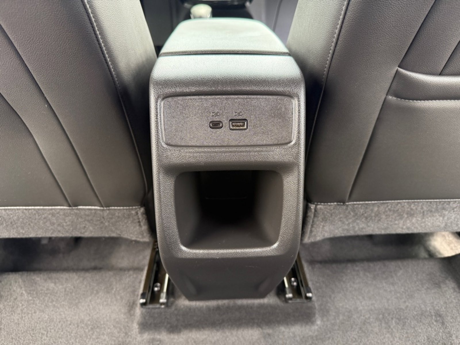 Used 2024 Chevrolet Trax RS w/ Driver Confidence Package image 31