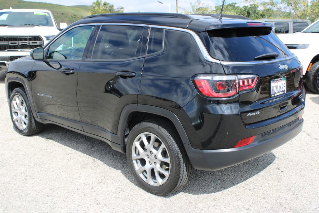Used 2022 Jeep Compass Latitude image 6