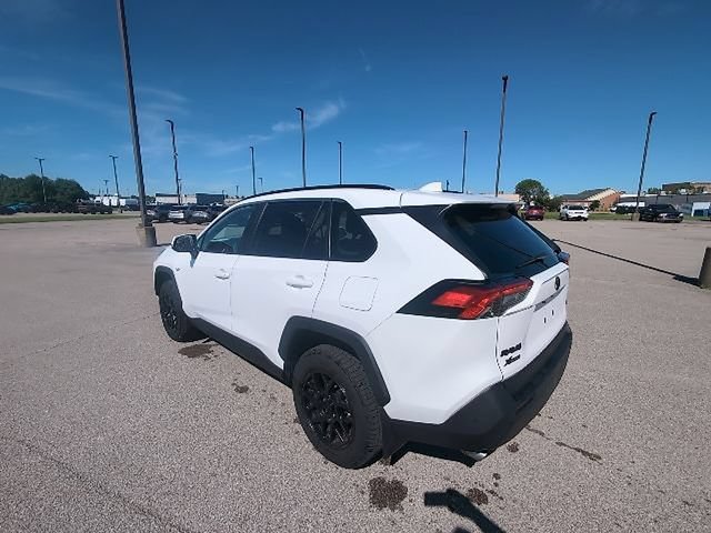 Used 2025 Toyota RAV4 XLE w/ Convenience Package FWD image 10