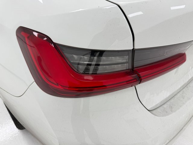 Used 2020 BMW 330i Sedan w/ Convenience Package image 8