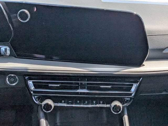 New 2026 Chevrolet Traverse LT w/ Enhanced Driving Package FWD image 21