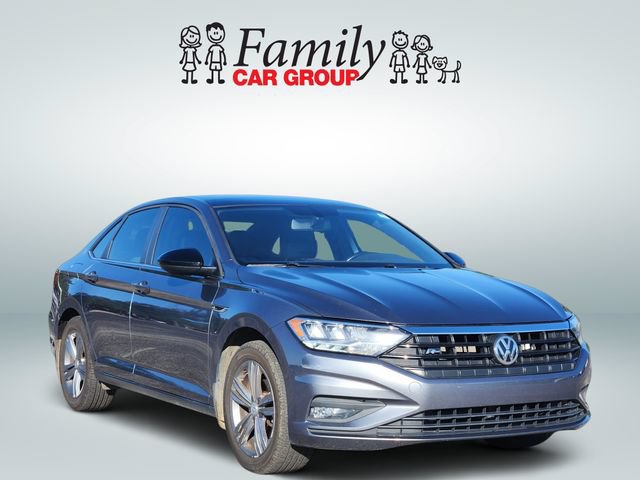Used 2019 Volkswagen Jetta R-Line w/ R-Line Cold Weather Package FWD image 2