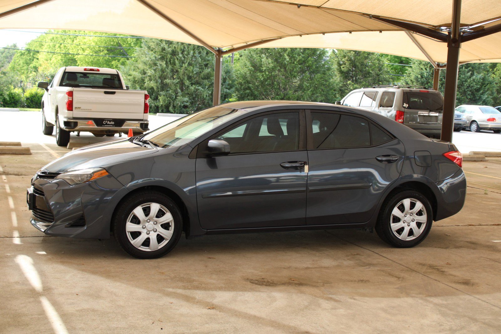 Used 2018 Toyota Corolla LE image 5