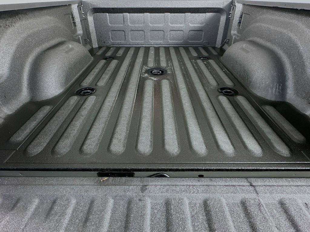 New 2026 RAM 3500 Big Horn AWD/4WD image 32