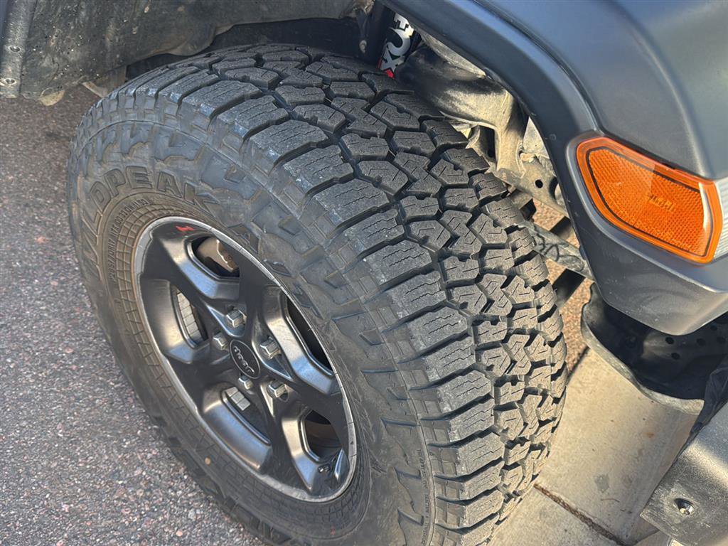 Used 2020 Jeep Gladiator Rubicon image 5