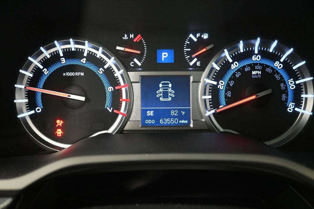 Used 2018 Toyota 4Runner SR5 Premium AWD/4WD image 10