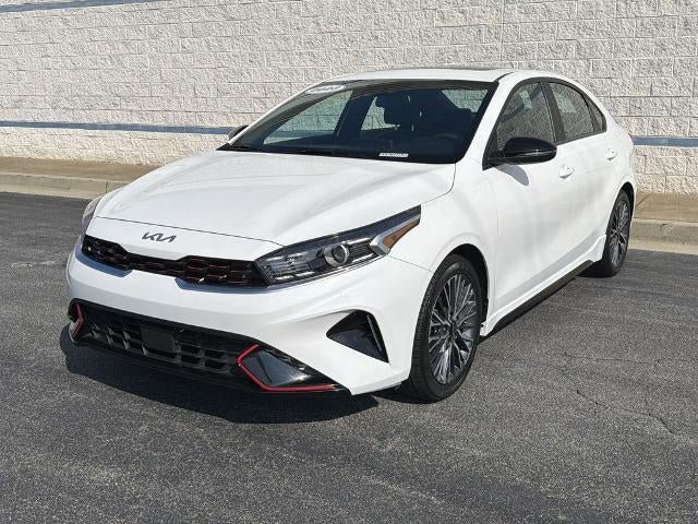 Used 2023 Kia Forte GT-Line w/ GT-Line Premium Package FWD image 3