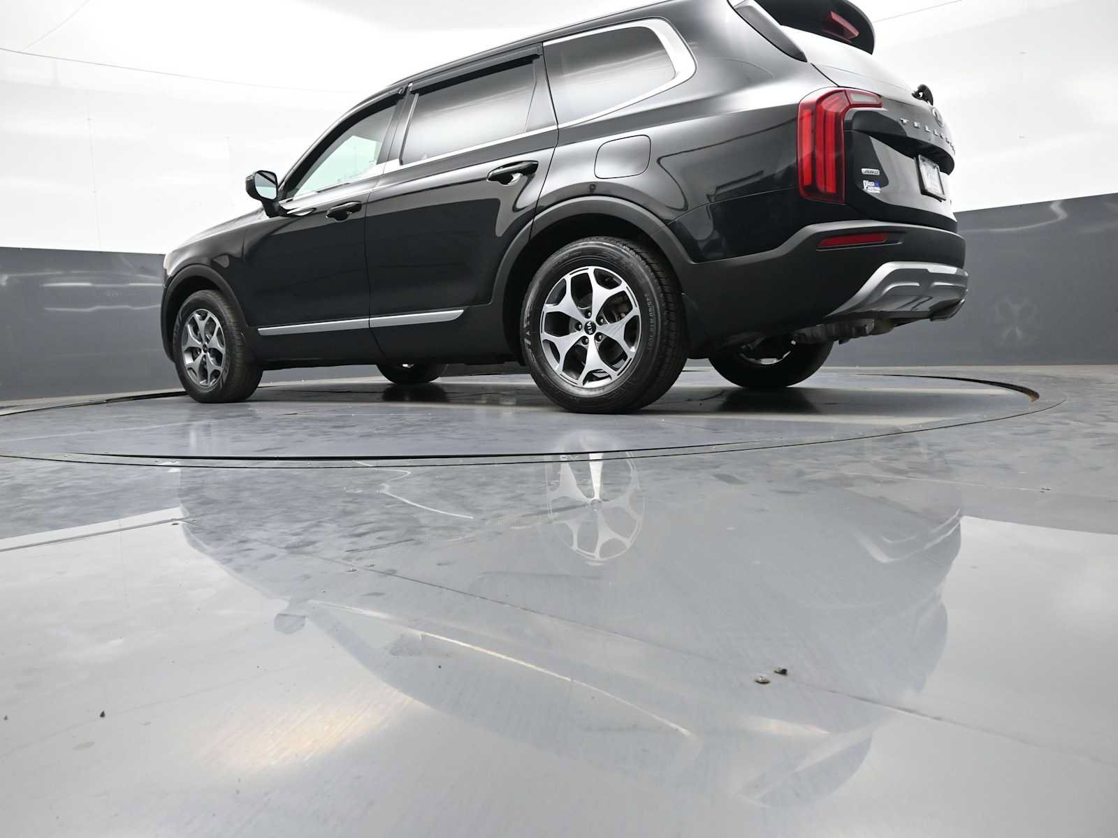 Used 2020 Kia Telluride EX AWD/4WD image 35