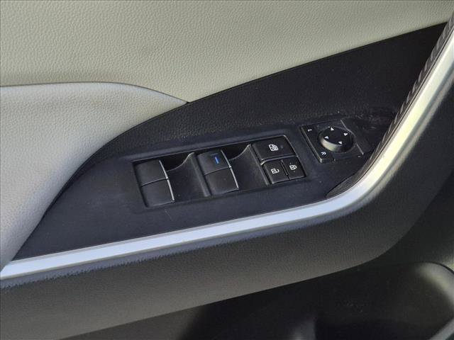 Used 2019 Toyota RAV4 XLE Premium w/ Cold Weather Package FWD image 12