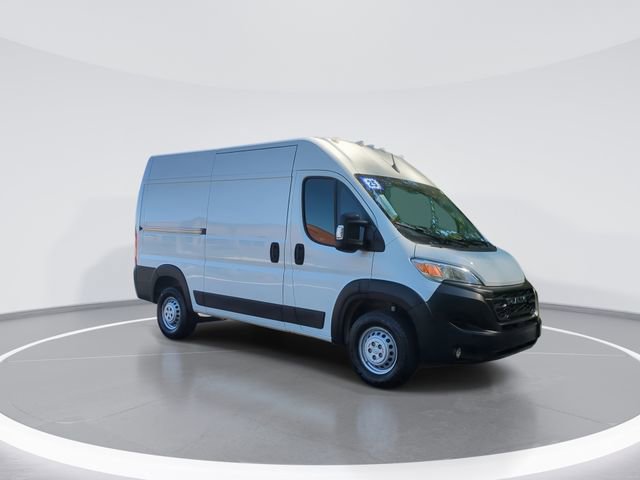 Used 2025 RAM ProMaster 2500 w/ Convenience Group FWD image 2
