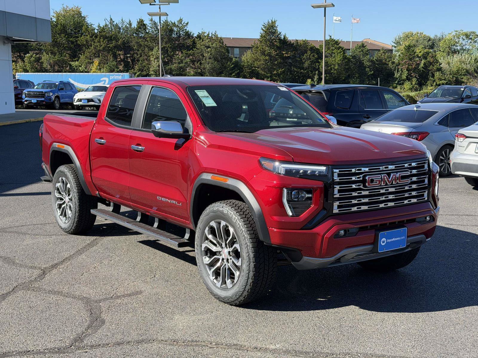New 2026 GMC Canyon Denali AWD/4WD image 1