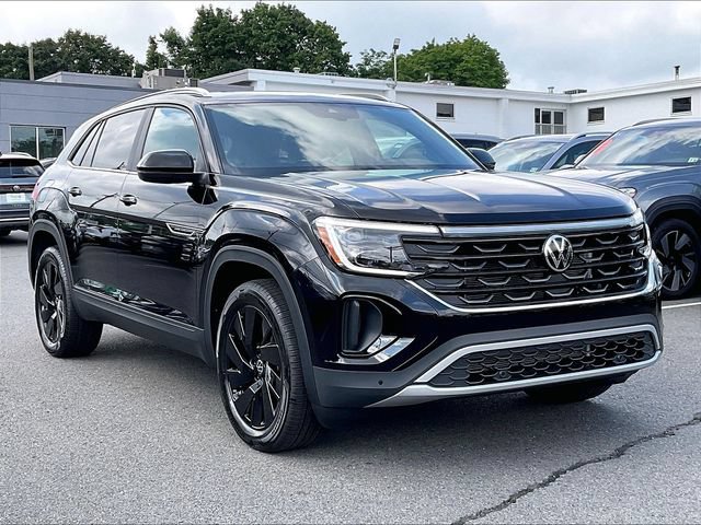 New 2026 Volkswagen Atlas Cross Sport SE