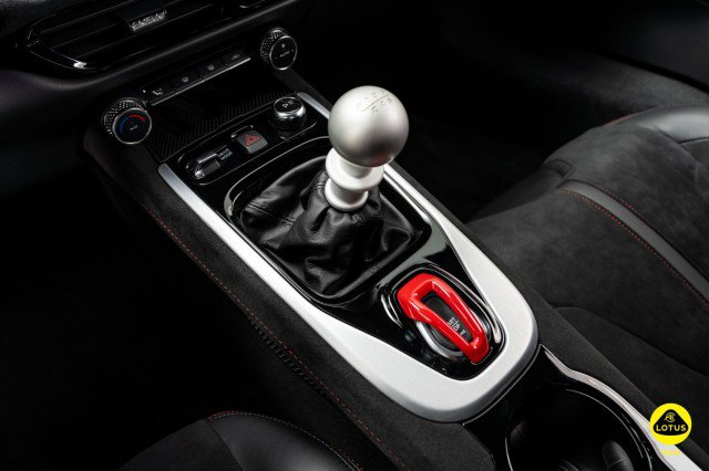New 2025 Lotus Emira image 33