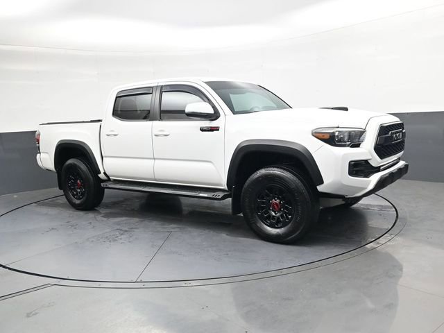 Used 2017 Toyota Tacoma TRD Pro AWD/4WD image 2