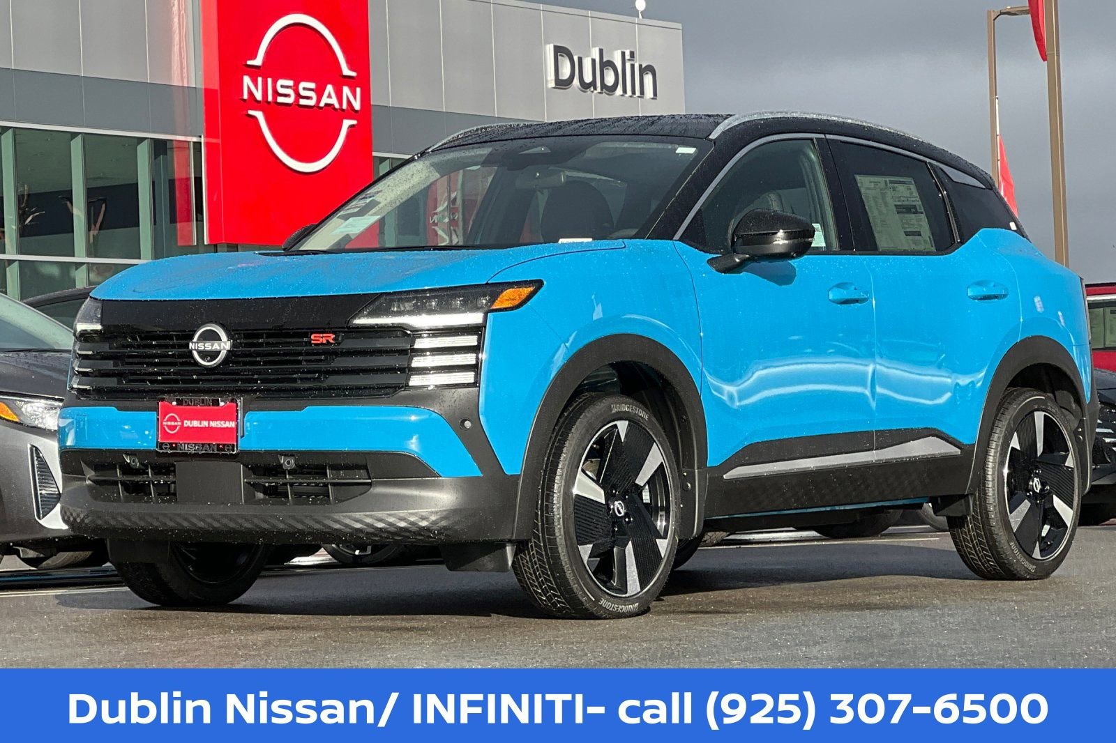 New 2026 Nissan Kicks SR w/ SR Premium Package AWD/4WD image 8