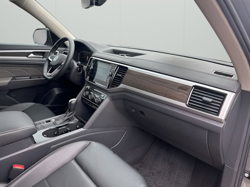 Used 2022 Volkswagen Atlas SE image 14