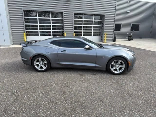 Used 2020 Chevrolet Camaro LT RWD image 3