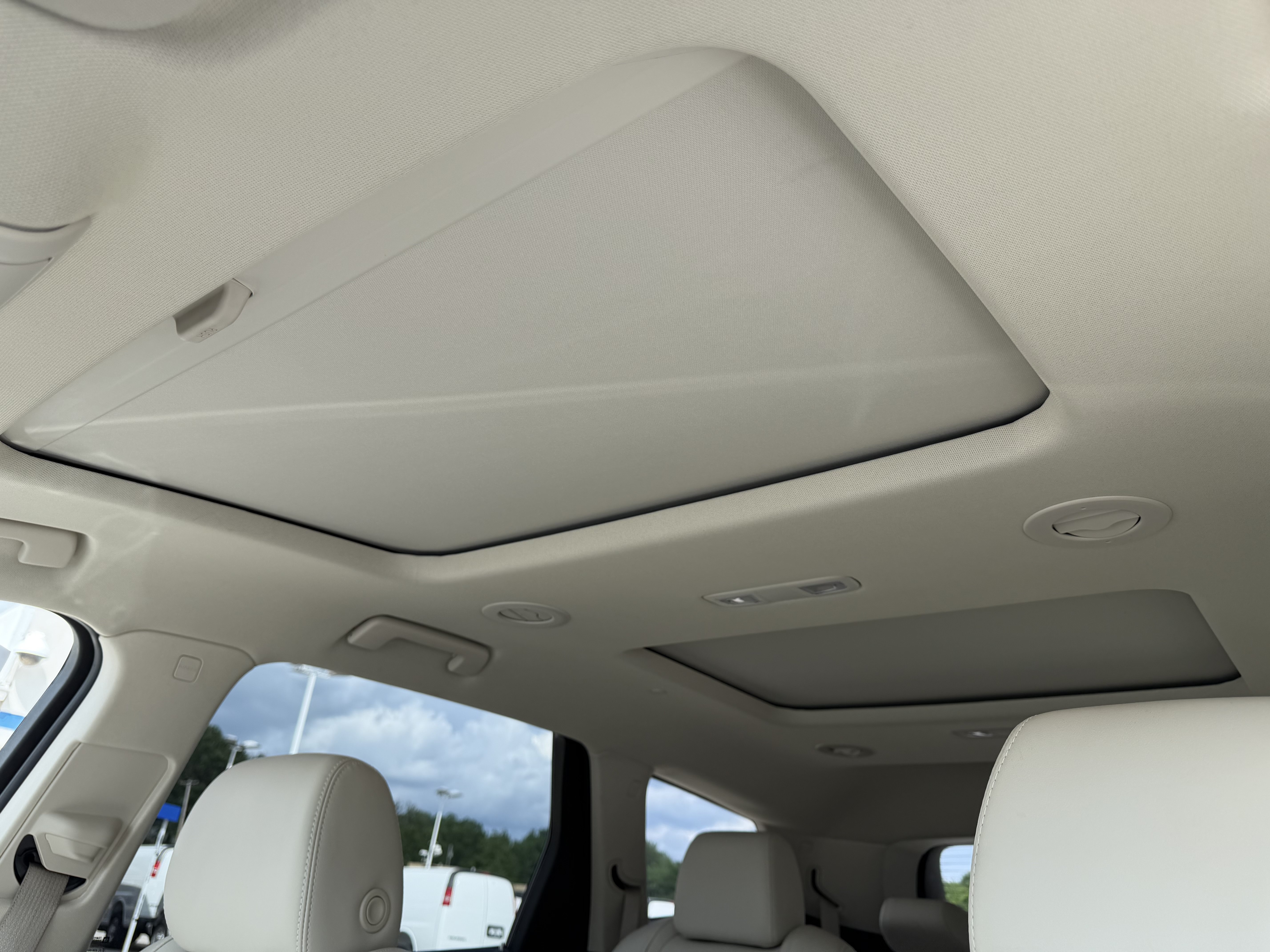 Used 2023 Buick Enclave Essence w/ Experience Buick Package FWD image 20