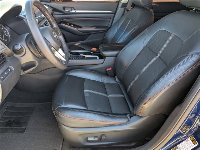 Used 2023 Nissan Altima 2.5 SR FWD image 14