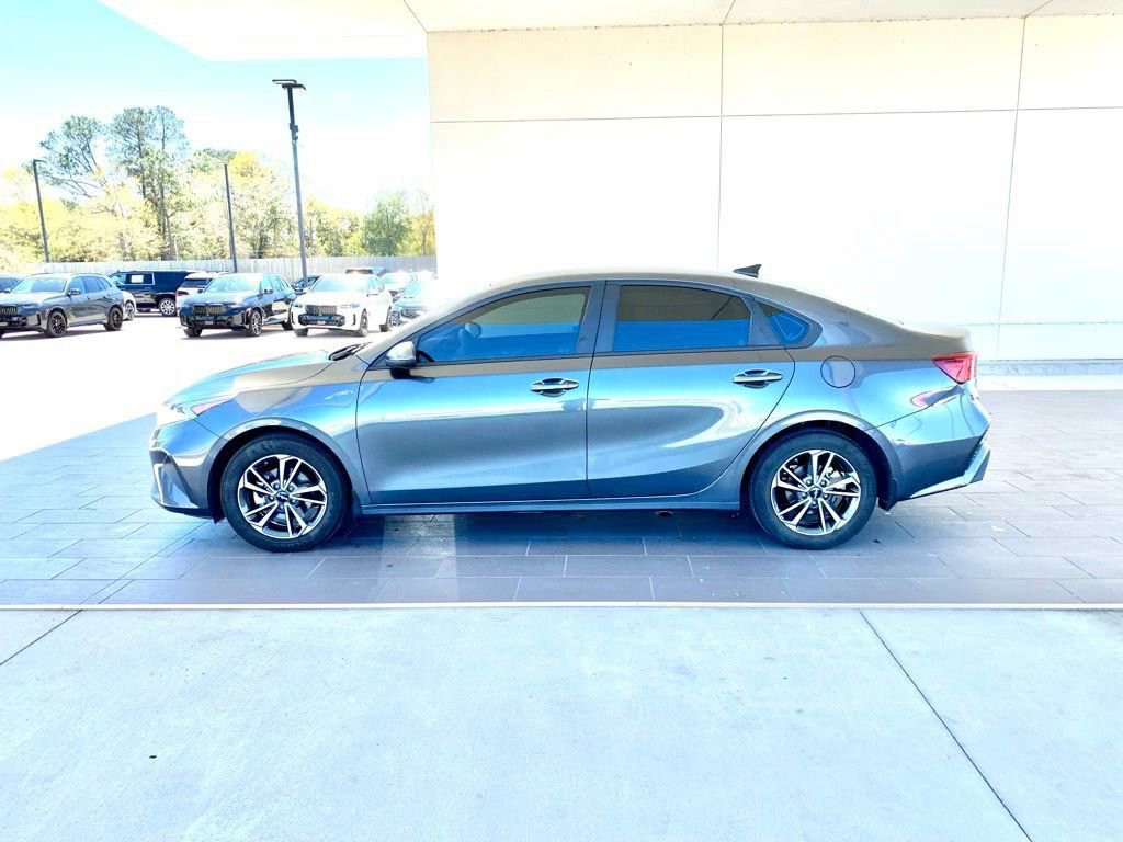 Used 2022 Kia Forte LXS w/ LXS Technology Package image 8