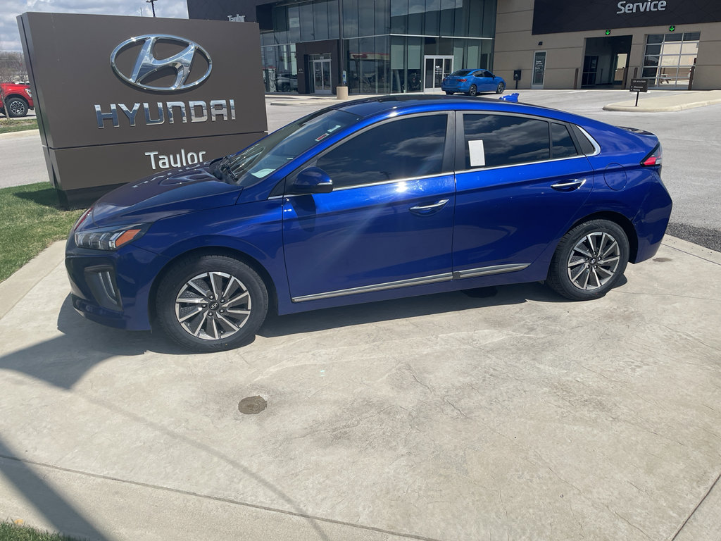 Used 2021 Hyundai Ioniq Limited FWD image 2