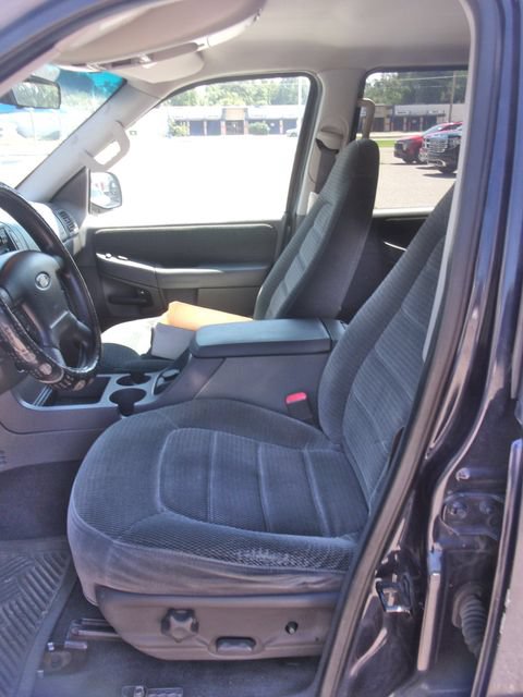Used 2002 Ford Explorer XLT AWD/4WD image 11