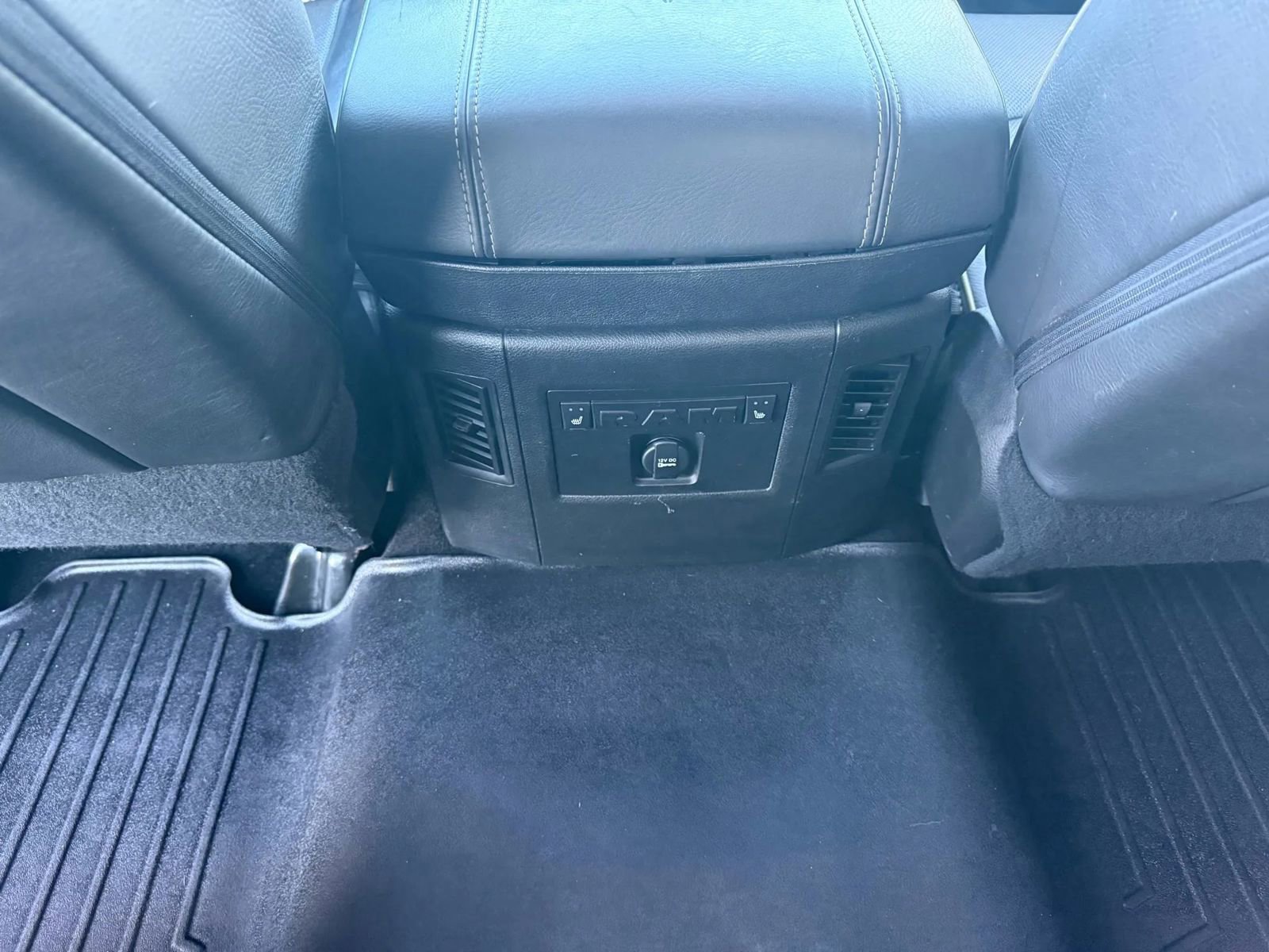 Used 2014 RAM 1500 Limited image 40