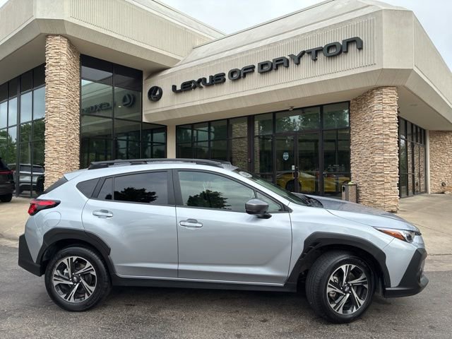 Used 2025 Subaru Crosstrek 2.0i Premium AWD/4WD image 2