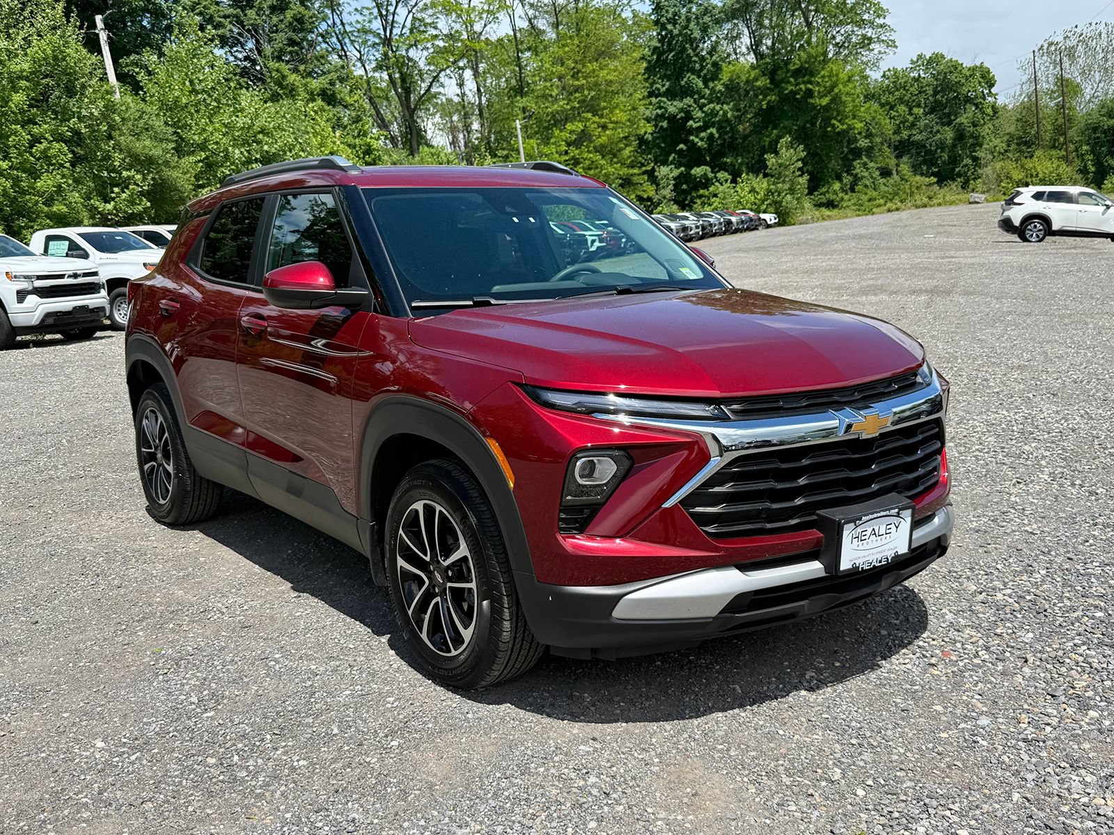Certified 2025 Chevrolet TrailBlazer LT w/ Driver Confidence Package AWD/4WD image 1