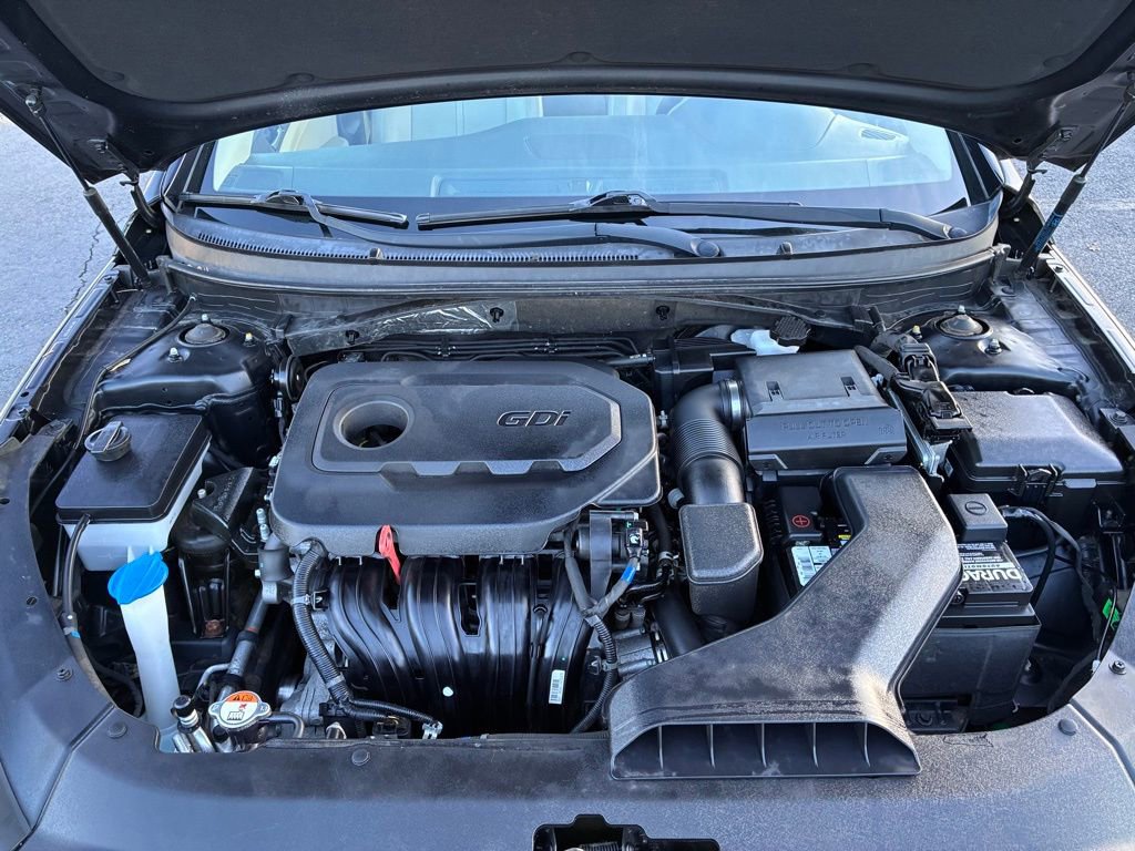 Used 2019 Hyundai Sonata Limited w/ Ultimate Package 04 FWD image 9