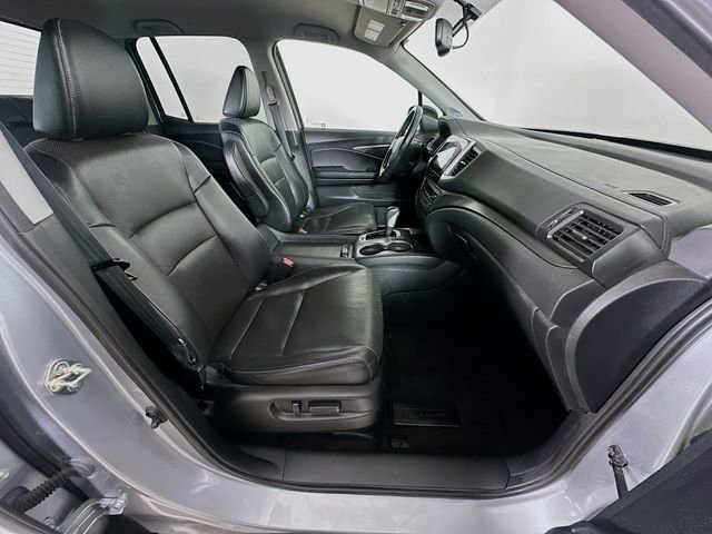 Used 2017 Honda Ridgeline RTL-T image 8