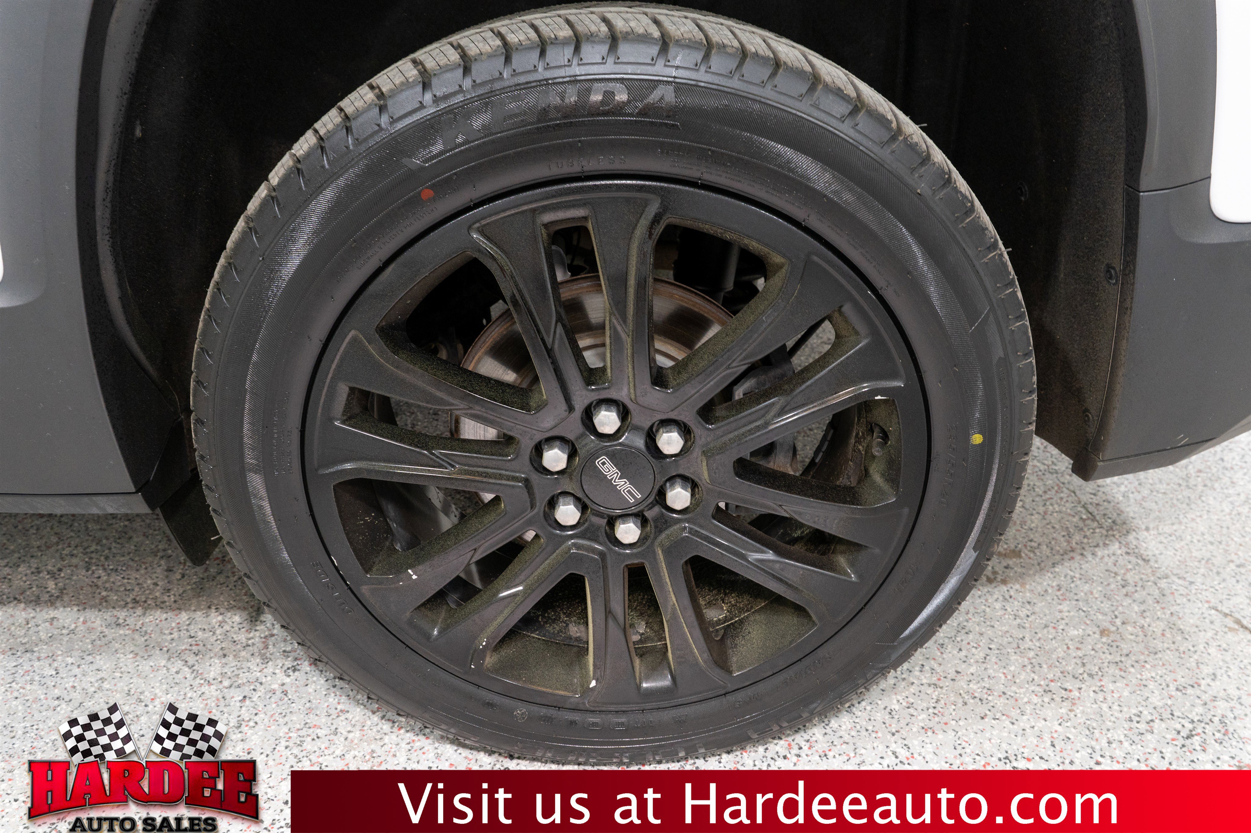 Used 2021 GMC Acadia SLE w/ Elevation Edition image 10