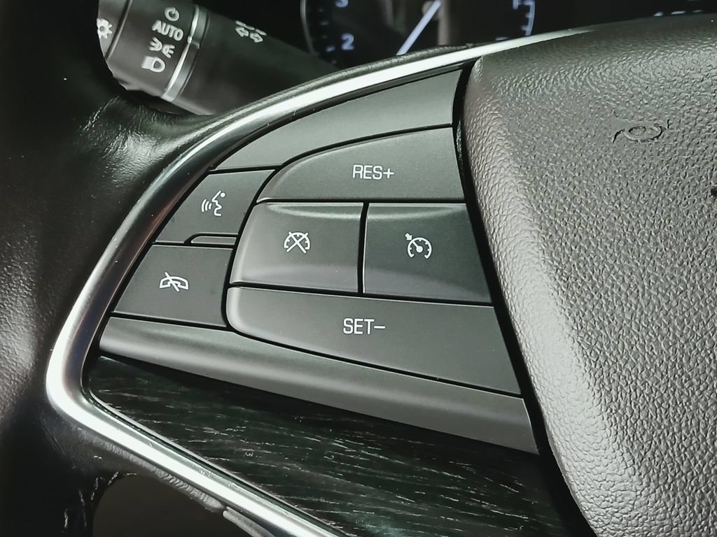Certified 2022 Cadillac XT5 Premium Luxury AWD/4WD image 29