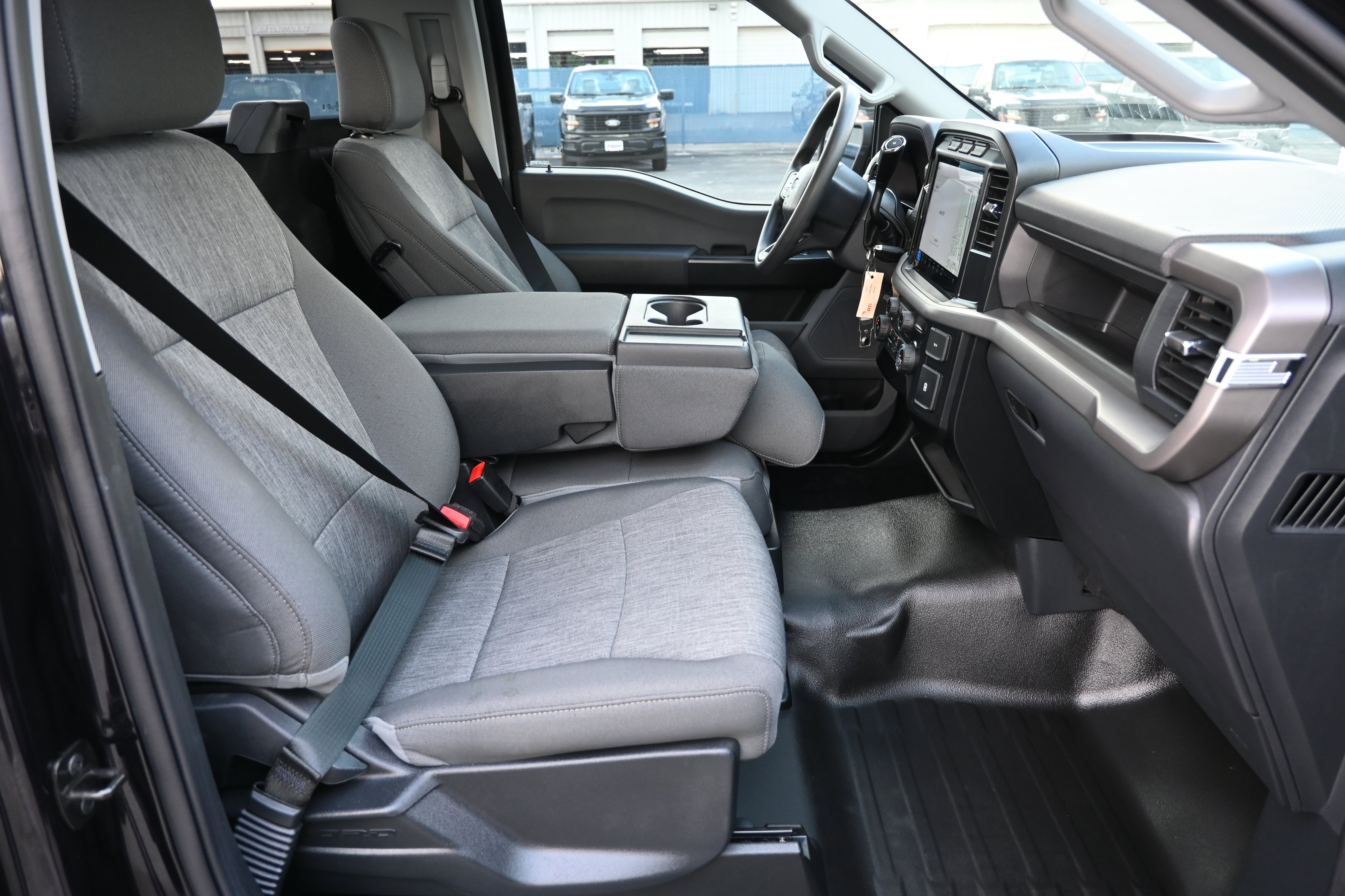 Used 2024 Ford F150 XL AWD/4WD image 16