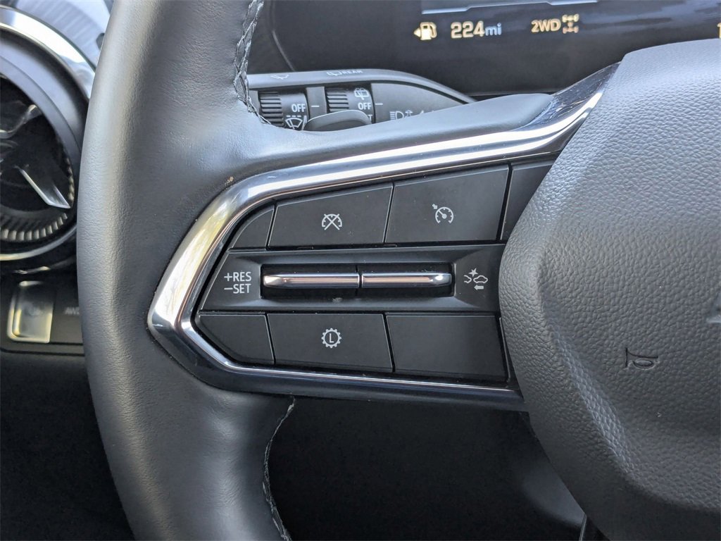 Used 2025 Chevrolet Equinox LT image 22