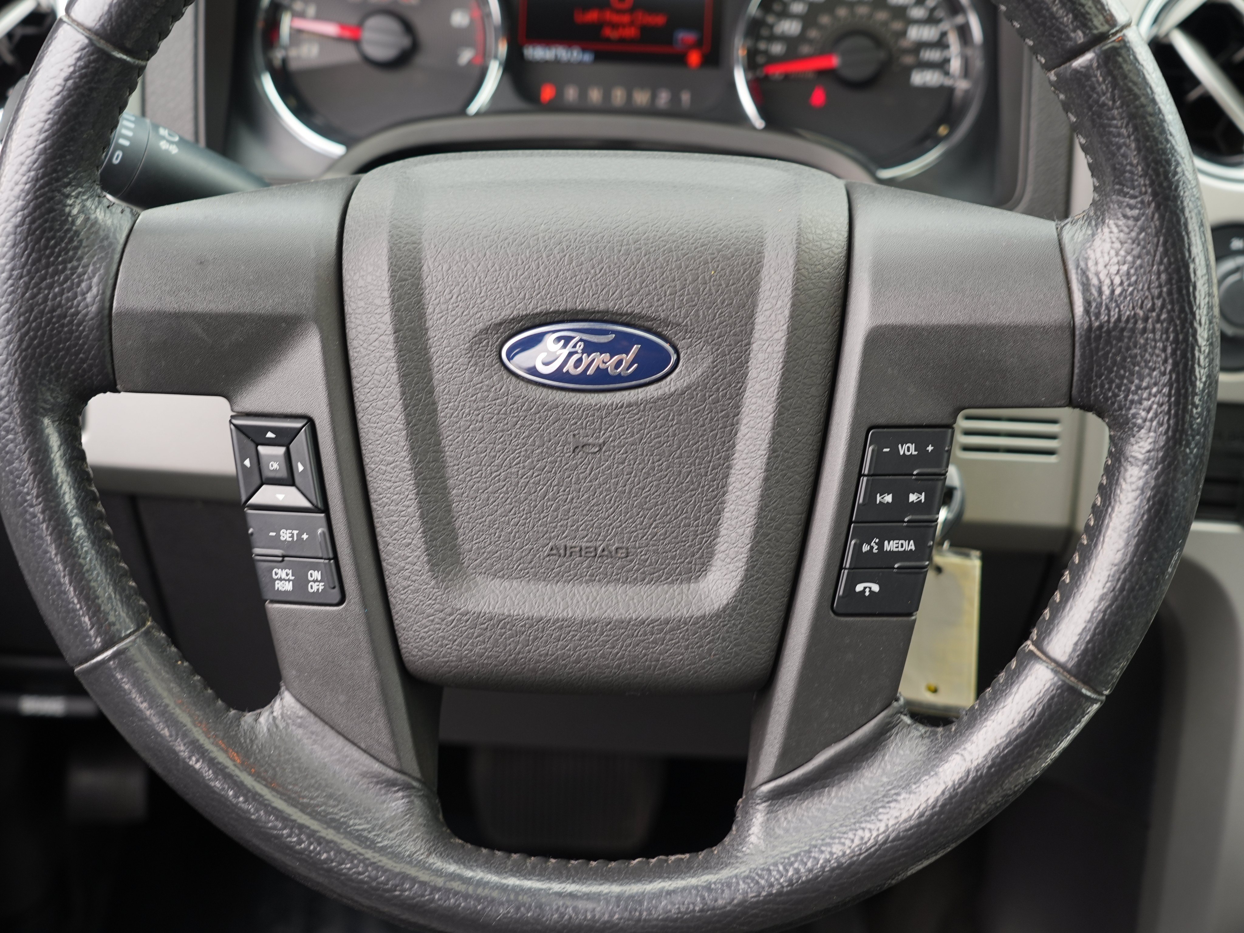 Used 2013 Ford F150 FX4 w/ Luxury Equipment Group AWD/4WD image 25