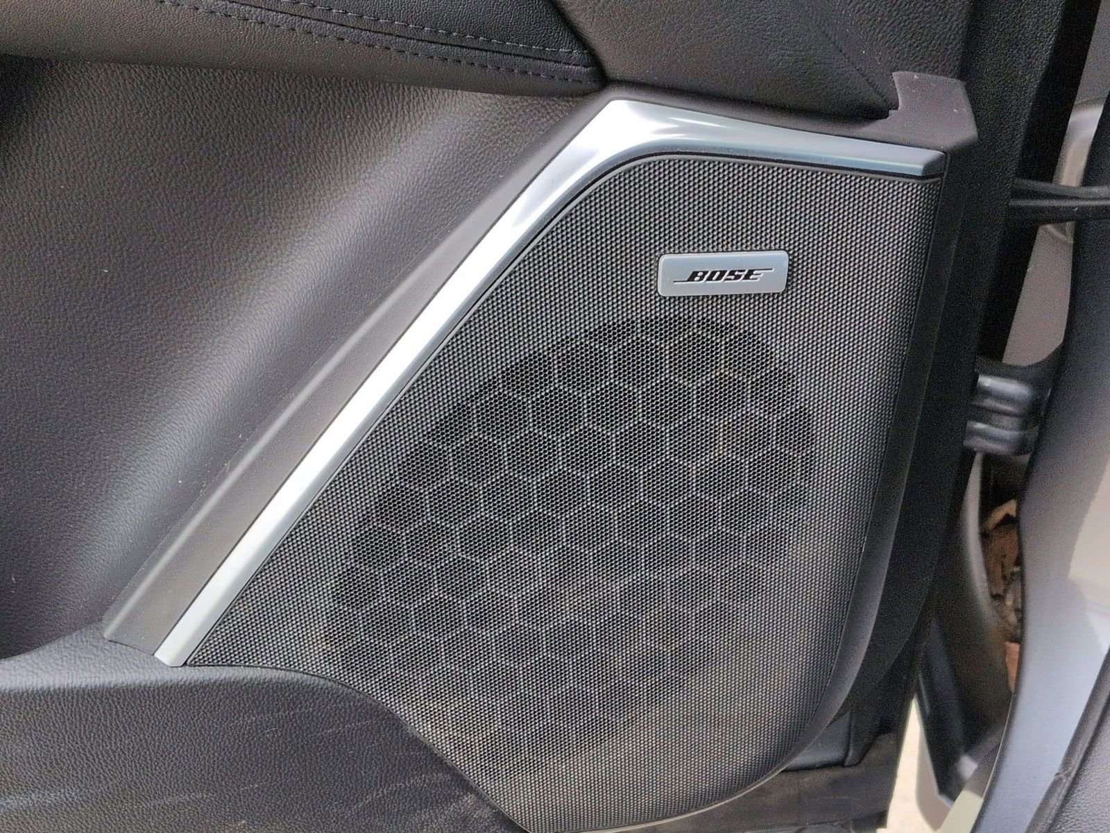 Used 2020 Cadillac Escalade Luxury image 38