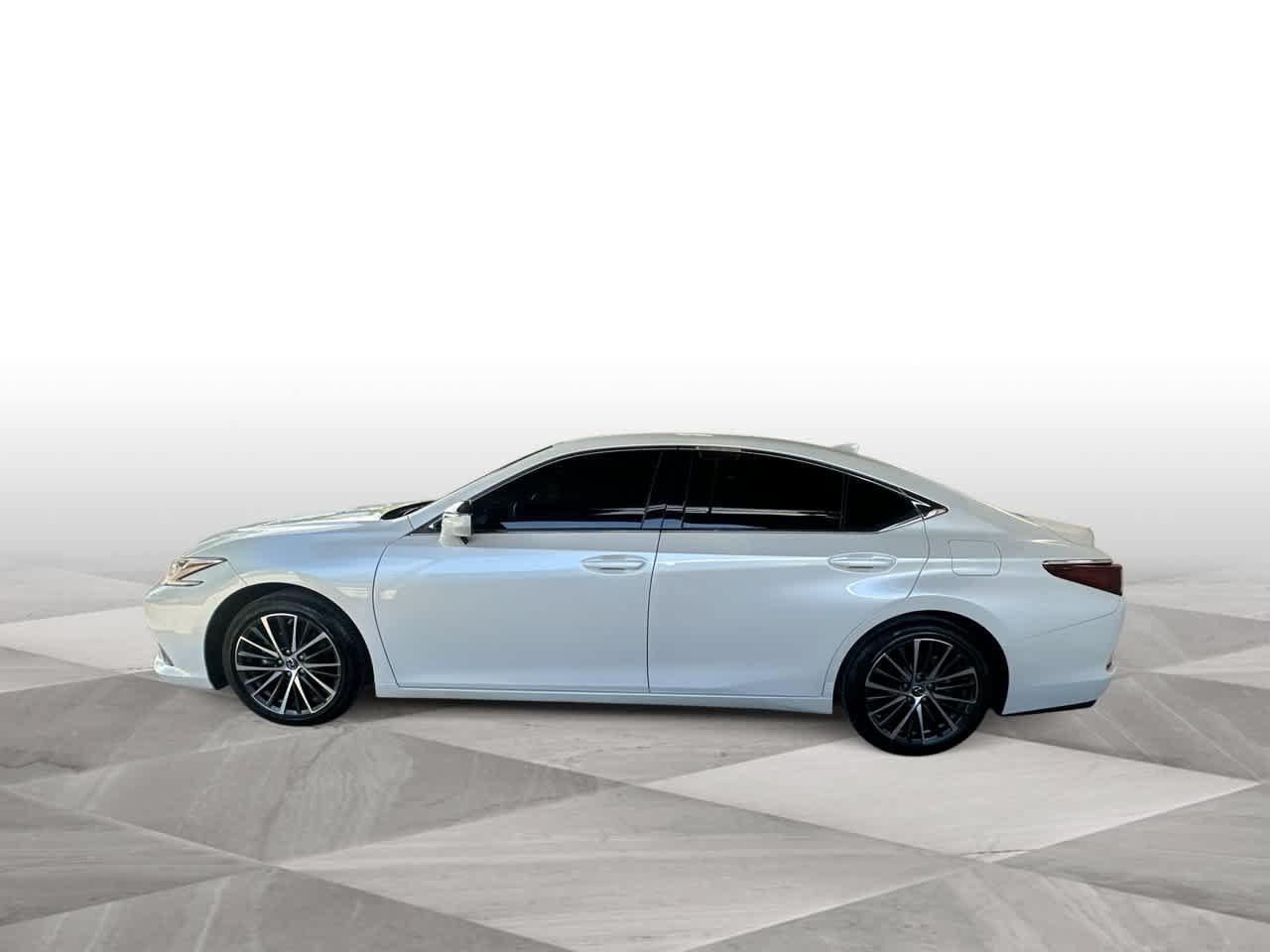 Used 2025 Lexus ES 350 w/ Premium Package FWD image 5