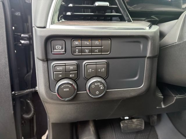 New 2026 Chevrolet Tahoe LT w/ LPO, Dark Essentials Package AWD/4WD image 15