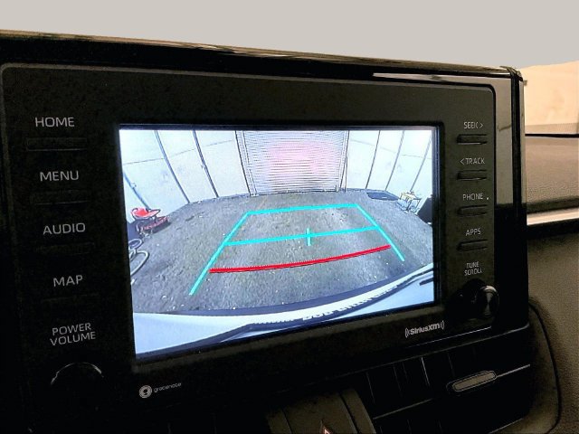 Used 2021 Toyota RAV4 LE AWD/4WD image 20