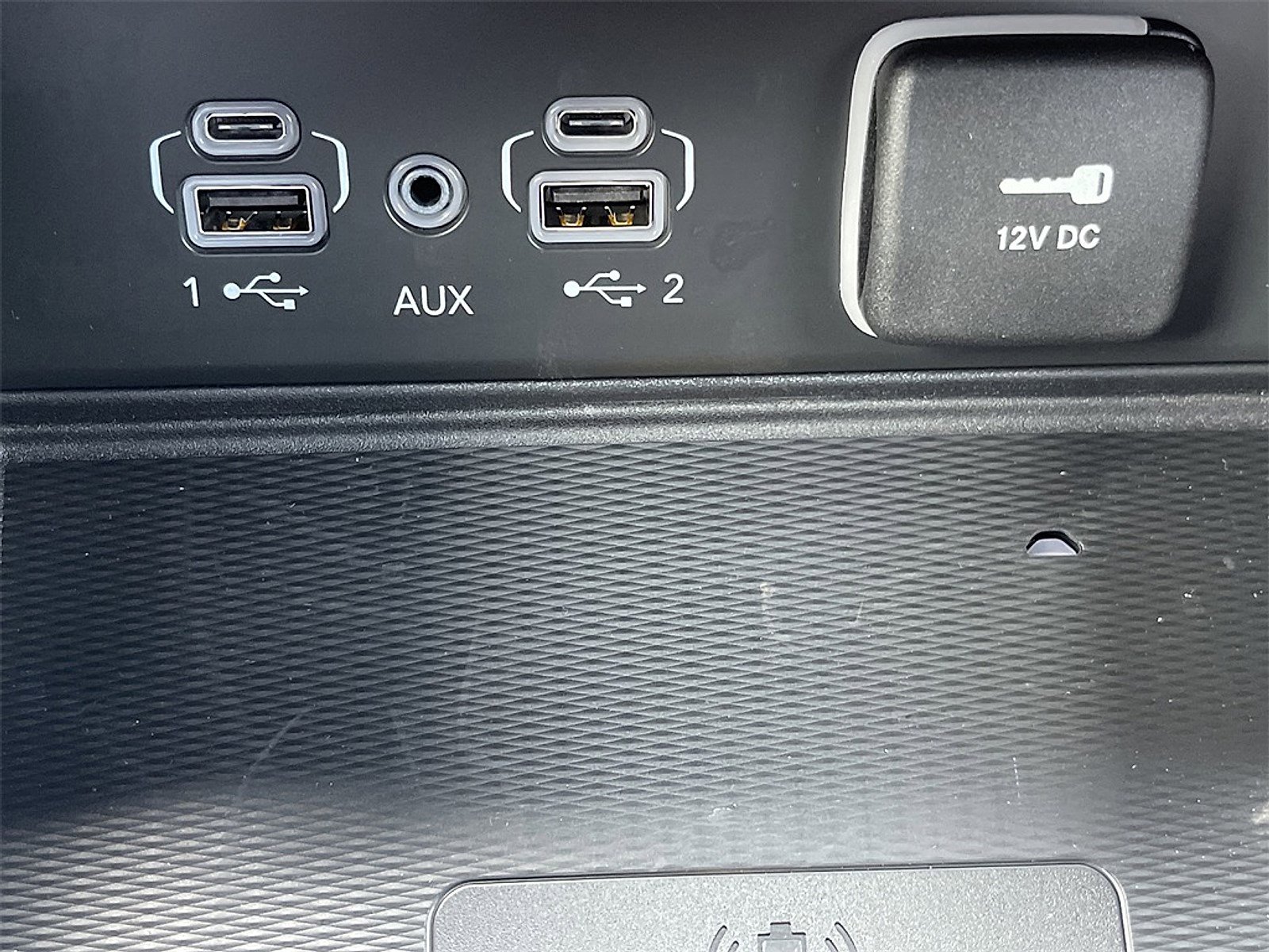 New 2025 Jeep Grand Cherokee Limited w/ Luxury Tech Group II image 10