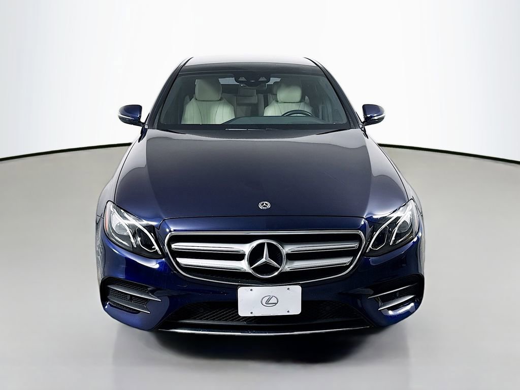 Used 2020 Mercedes-Benz E 350 Sedan image 2
