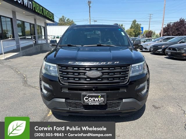 Used 2016 Ford Explorer Sport w/ Equipment Group 401A AWD/4WD image 2