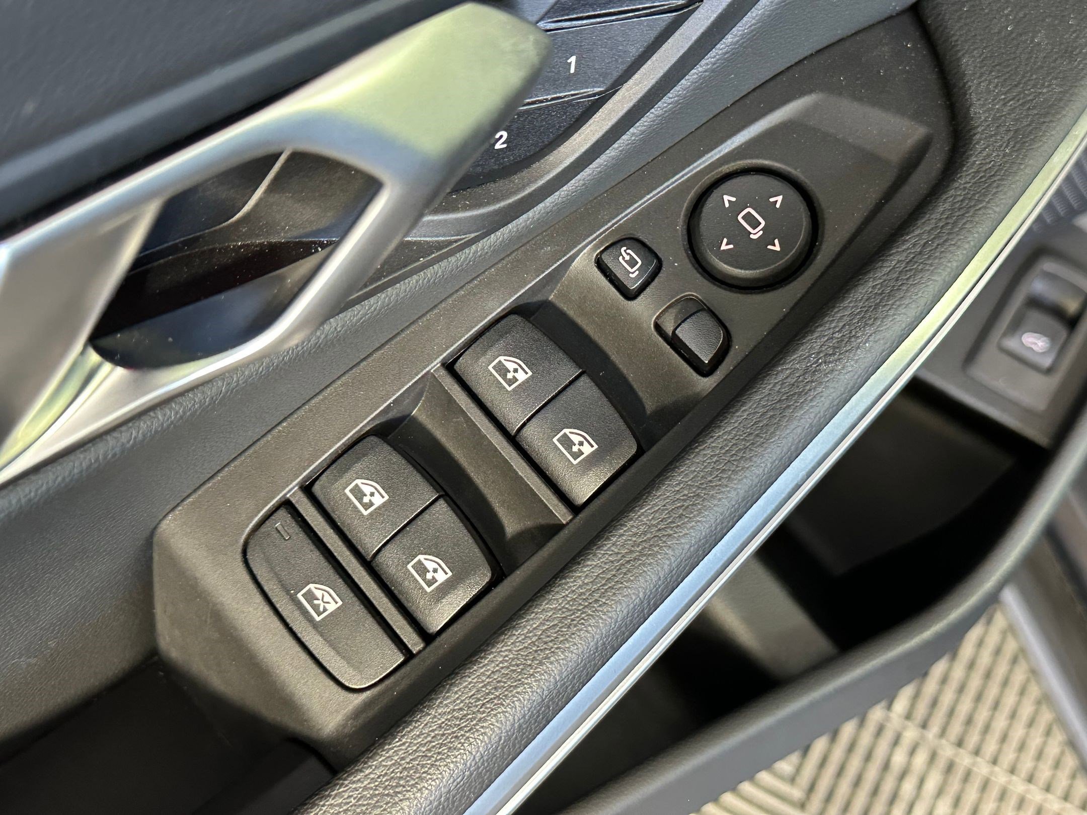 Certified 2023 BMW 330i Sedan w/ M Sport Package image 20